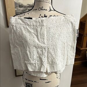 Crown & Ivy White Eyelet Shorts size 10, 4” inseam NWT